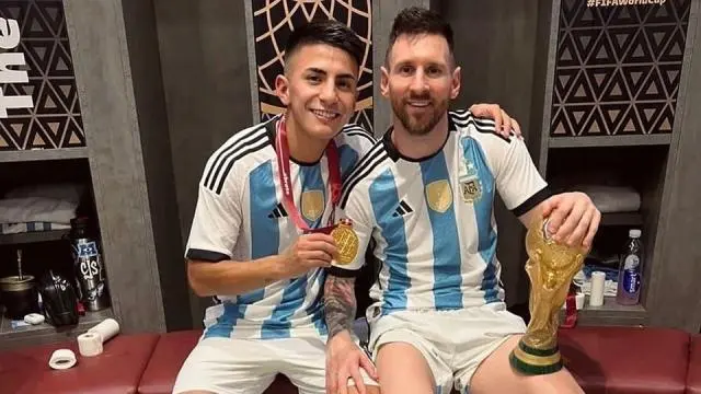 AA, 让阿根廷人 AA, 让阿根廷人